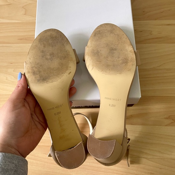 Nine West Pruce Ankle Strap Block Heel Sandals size 6.5W - Picture 8 of 8